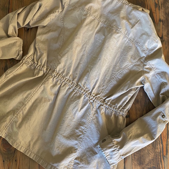 Light brown jacket - Picture 4 of 4